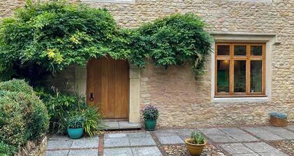4 bedroom accommodation in Olney
