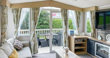 Rorys Retreat - UKC7144