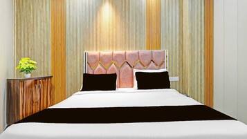 Rollaway beds, free WiFi, bed sheets