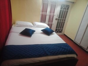 Family Room | Free WiFi, bed sheets - Sunshine Royale (Kodaikanal)