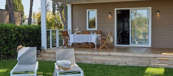 Acogedor apartamento en villa para 4 personas con piscina, A/C, WIFI, TV y patio