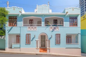 Exterior - Historical Old SanJuan Spanish style private Patio (San Juan)