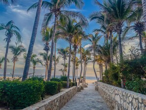 Sun-loungers, beach towels - New Luxury Estate, January Deals, Sleeps 26, Panoramic Views, Celebration Room (Cabo San Lucas)