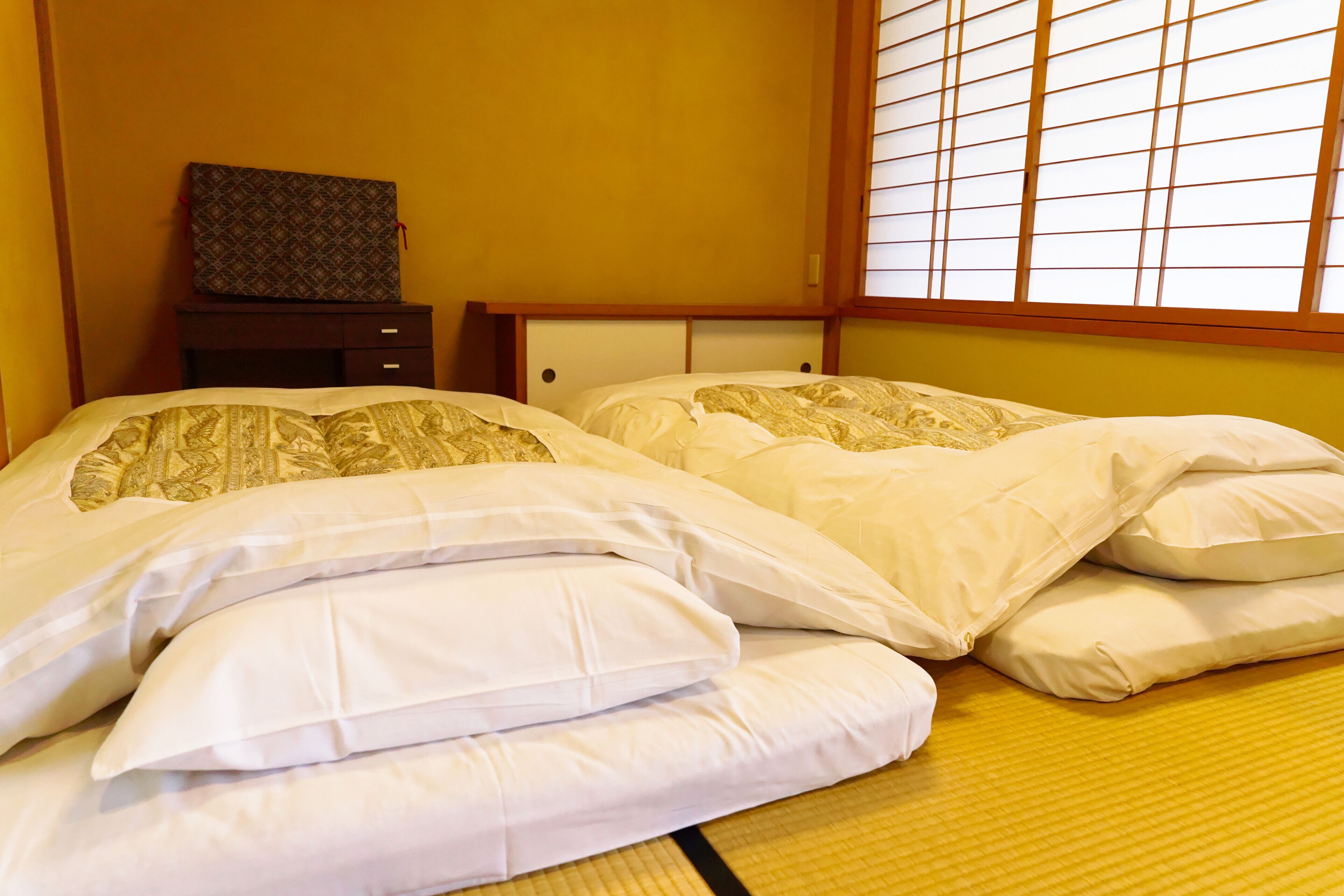 Laptop workspace, free WiFi