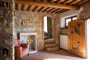Interior - Boscaiolo - Holiday Rental with swimming pool on the Tuscan Coastline (Monteverdi Marittimo)