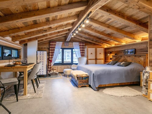 Stilvolles Chalet im Alpin-Chic mit Sauna