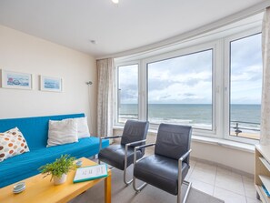 TV - Apartment with 1 bedroom and direct sea view (Middelkerke)