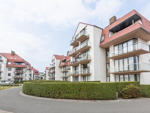 Exterior - Spacious apartment with sunny terrace (Middelkerke)