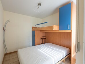 1 bedroom, internet - Spacious apartment with sunny terrace (Middelkerke)