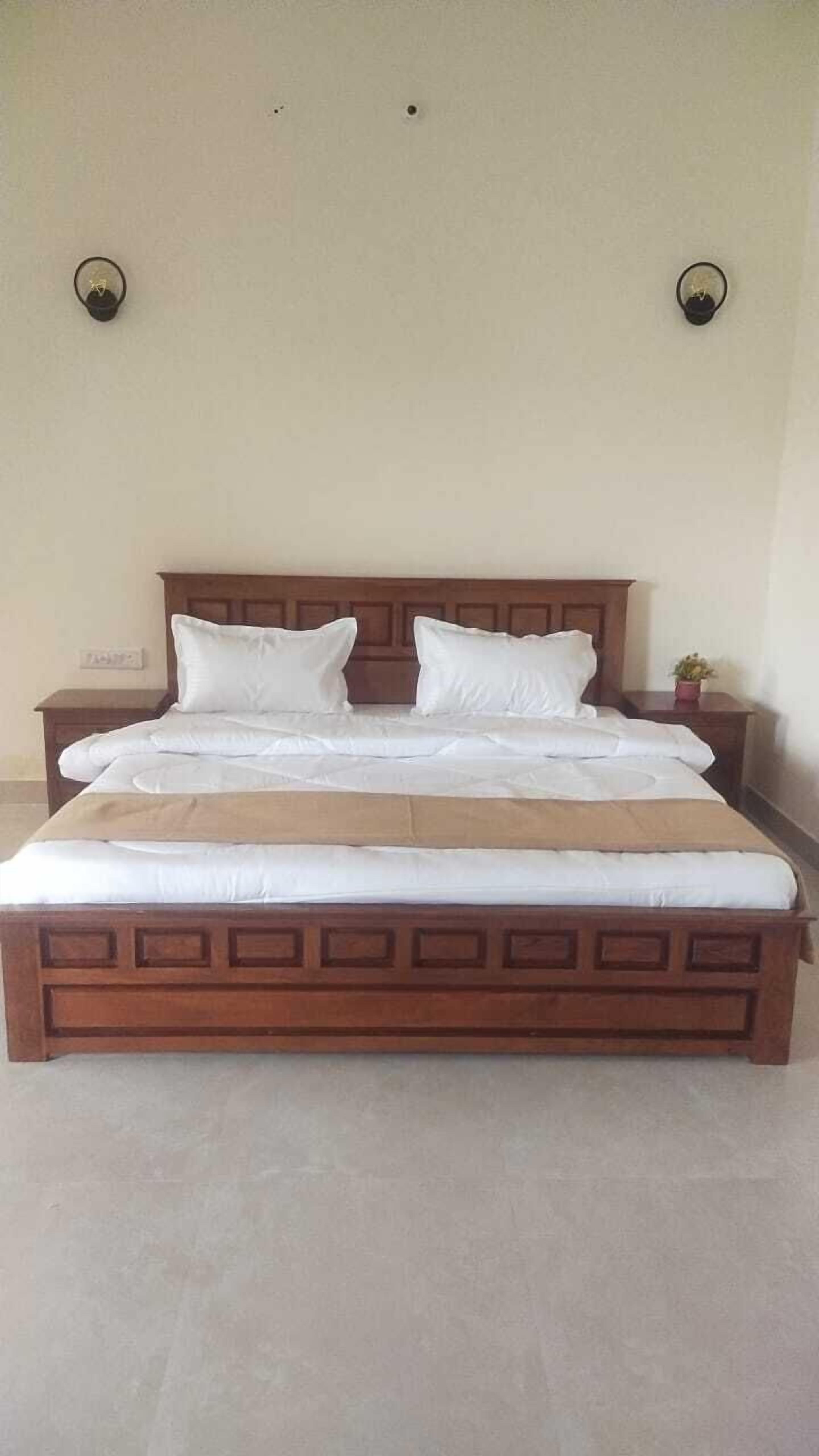 Deluxe Room | Free WiFi