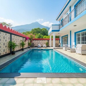 Outdoor pool - The Secret Villa (Udaipur)