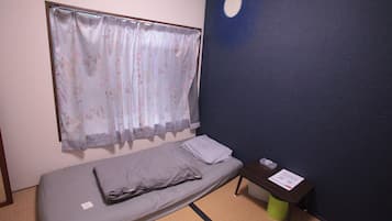 Individually decorated, blackout curtains, free WiFi, bed sheets