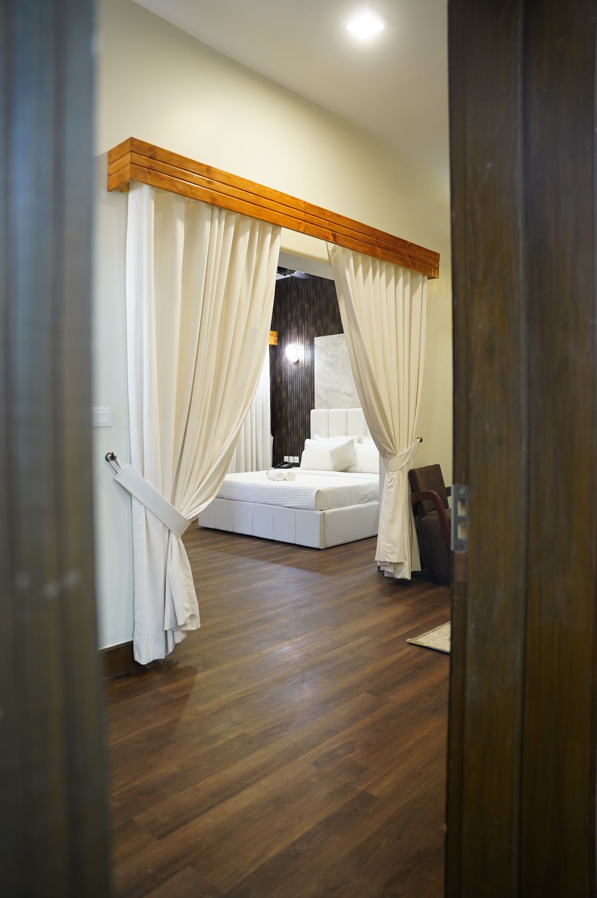 Suite – president | Minibar, wi-fi (inkludert) og sengetøy