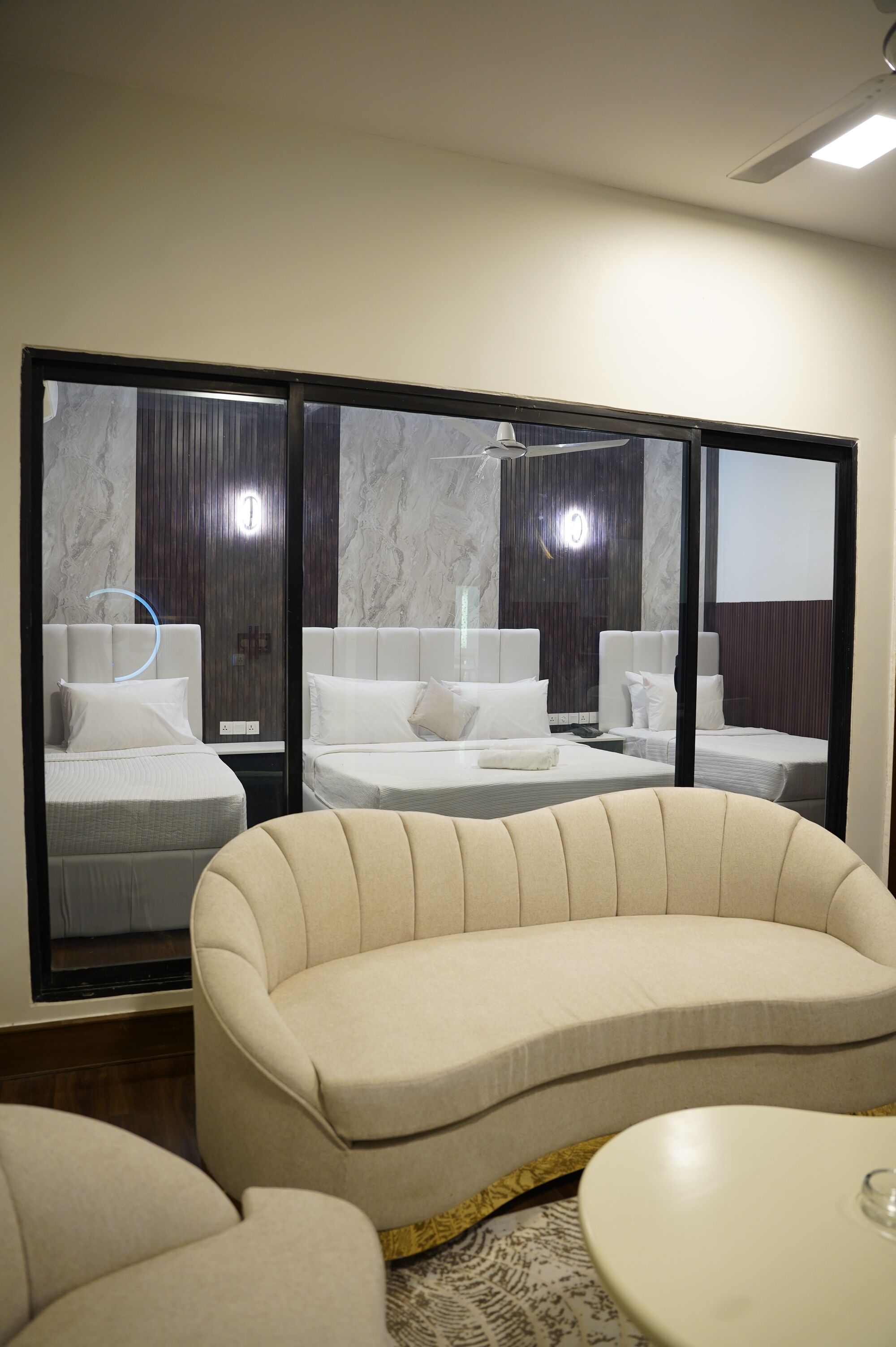 Familjesvit | Vardagsrum | Platt-tv