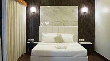 Frigobar, Wi-Fi de cortesia, roupa de cama