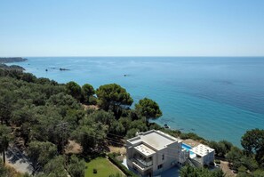 Exterior - Villa Alkyoni-Villa with pool and sea views, Corfu (Agios Mathaios)