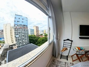 Interior - Studio Safe & Modern • 5 min Ferry to Rio• 1Gbps Wi-Fi • Pet & Kid-Friendly (Niterói)
