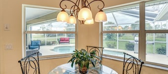 Beach Days & Fairways: Rotonda West Snowbird Home