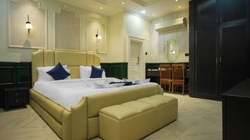 Deluxe Room, Balcony | Free WiFi, wheelchair access