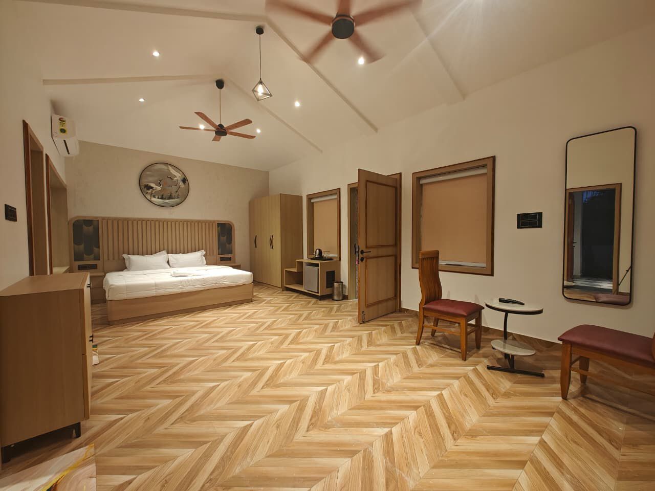 Deluxe Room, Balcony | Free WiFi, wheelchair access