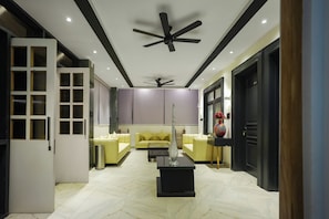 Living area - The Forest Hills Resort (Sarada)