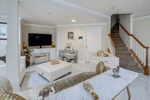 TV, table football - Family-Friendly Home w/ Foosball in Silver Spring! (Silver Spring)
