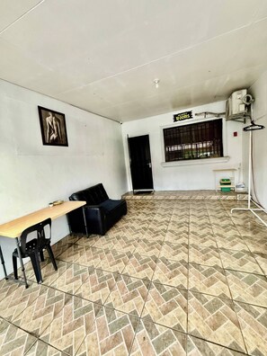 Lejlighed - 2 soveværelser - ryger - balkon | Interiør