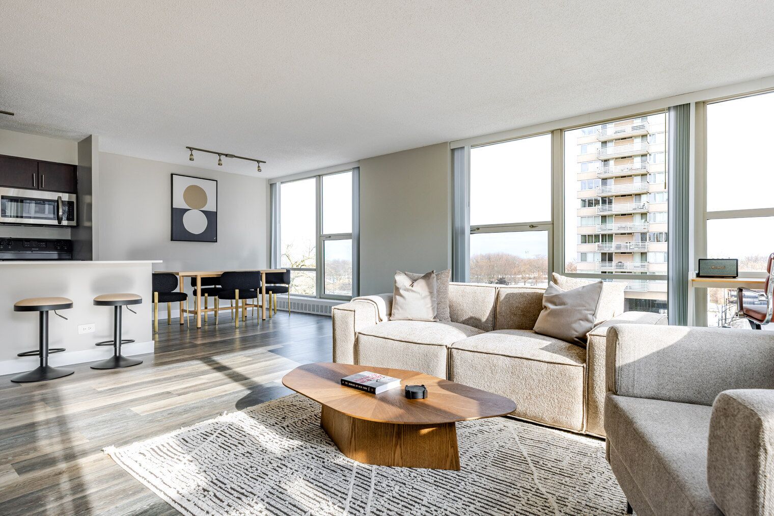 Fernseher, Stereoanlage