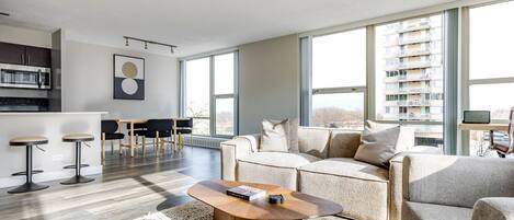 Fernseher, Stereoanlage