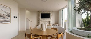Dining - Cala by Khove (Burleigh Heads)