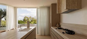 Fridge, microwave, oven, stovetop - Cala By Khove (Burleigh Heads)