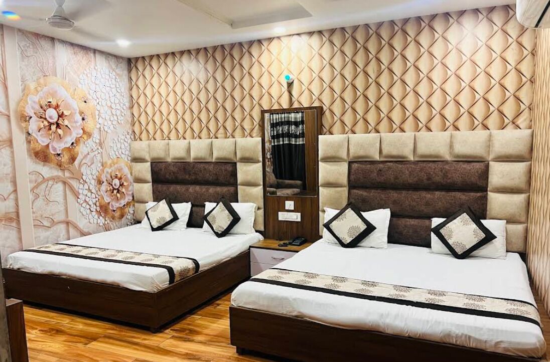 Habitación cuádruple Deluxe | Escritorio y wifi gratis 