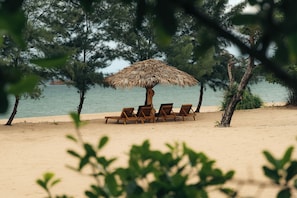 Beach/ocean view - Bellevue Beach Nilaveli BY PARADISE COLLECTION (Nilaveli)