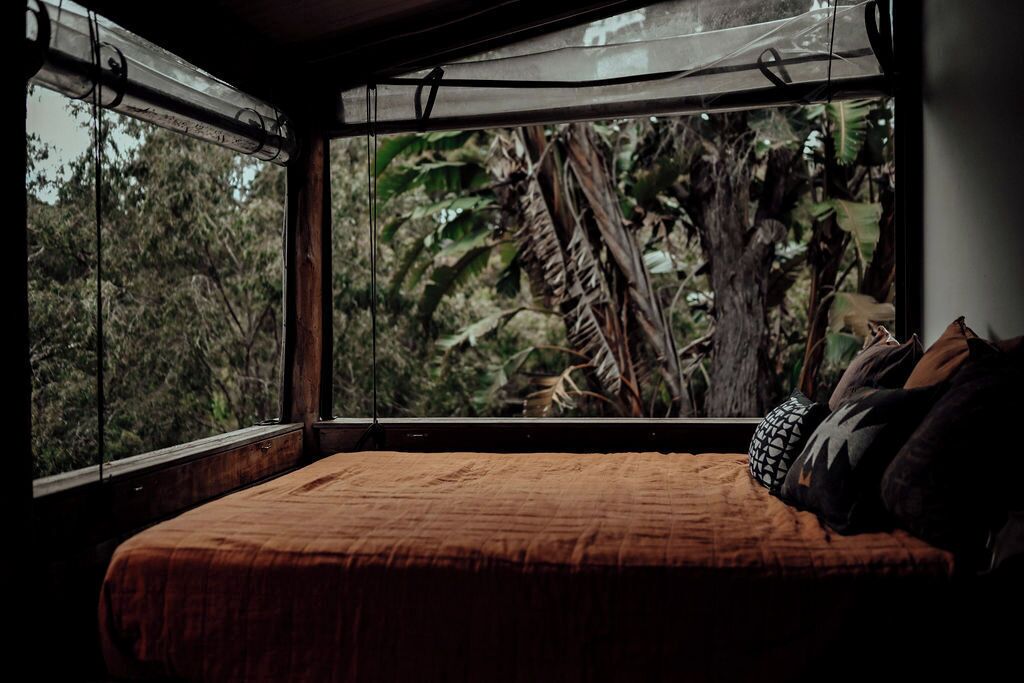 Internet, bed sheets