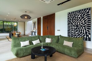 Interior - Villa Rosa by Pertama Stay (Kerobokan)