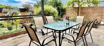 Bangalow by Award Winning architect near Doncaster Hill