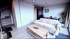 Unclassified image, 2 of 11, button - Chalet "L'Aster" 6/7pers, breathtaking view, 150m from the slopes, Risoul resort 1850 (RISOUL STATION 1850)