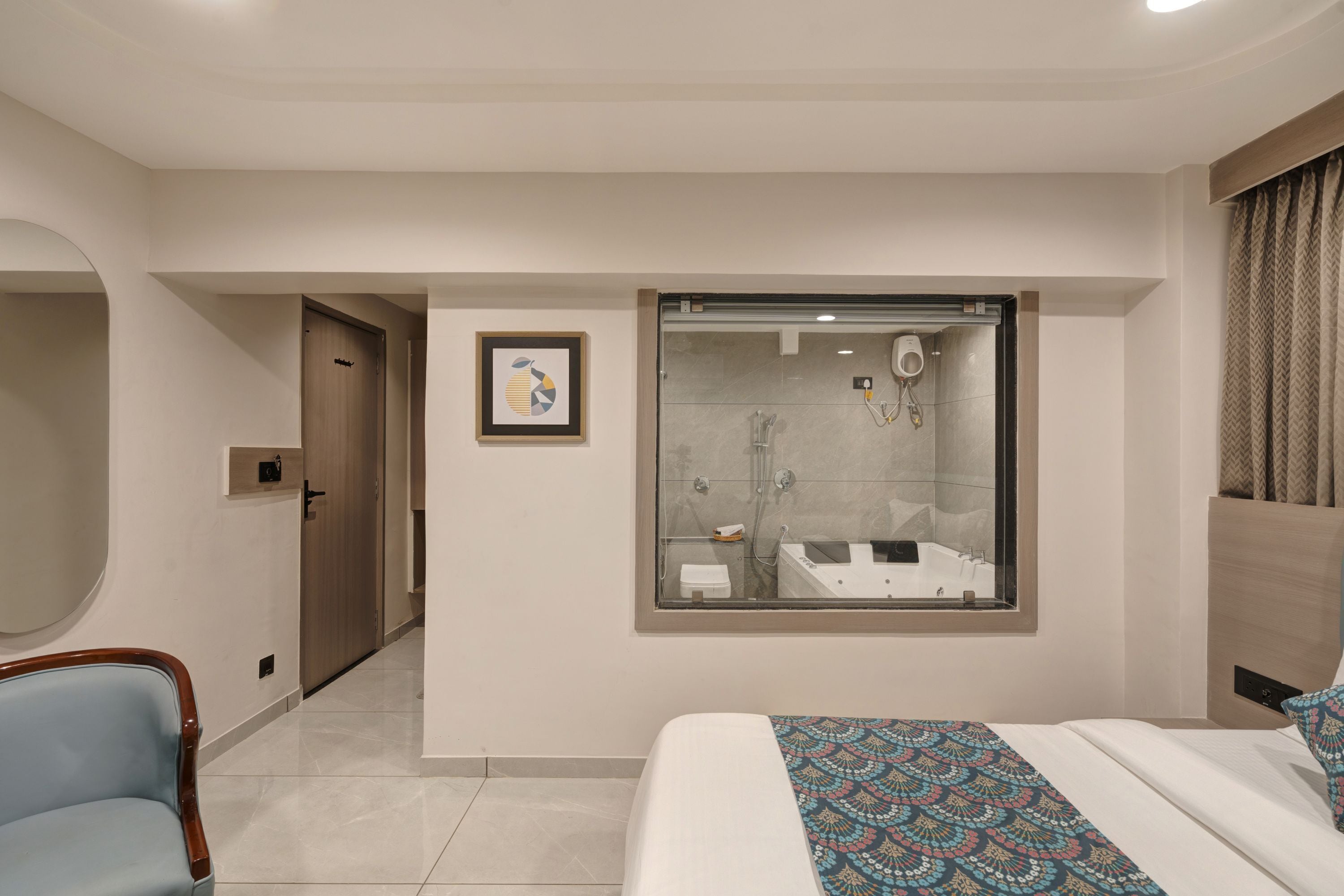 Luxury Suite | Desk, free WiFi