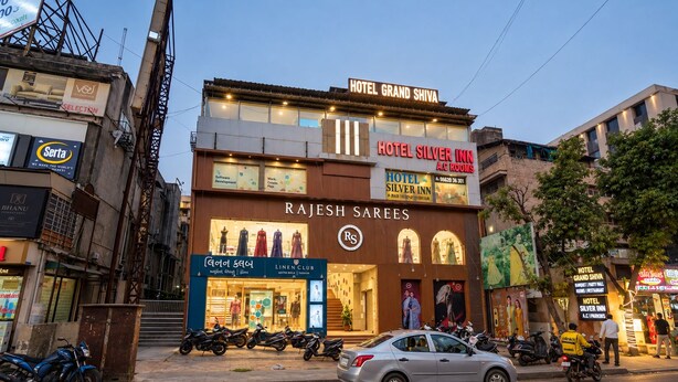 Front of property - HOTEL GRAND SHIVA (Ahmedabad)