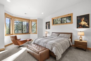 4 Schlafzimmer, Bügeleisen/Bügelbrett, Reisekinderbett, WLAN