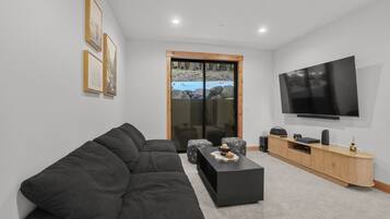 Smart TV, fireplace, video games, stereo