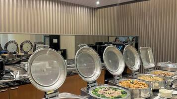 Desayuno buffet incluido todos los días