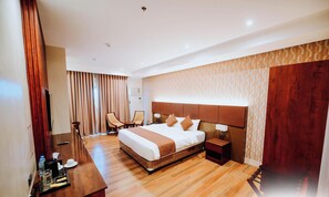 Minibar, free WiFi, bed sheets - Hotel La Vista (San Jose del Monte)