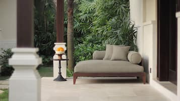 Vila Mewah, 2 kamar tidur, kolam renang pribadi, pemandangan kolam renang | Teras/patio