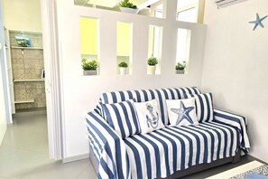 Smart TV - Star View — Central apt in Vico Equense with Private Patio & Modern Comfort (Vico Equense)