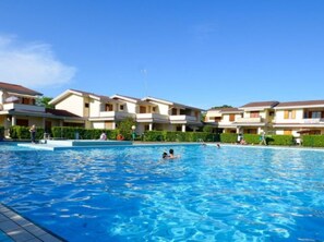 Pool - Modern house with pool - Beahost (Bibione)