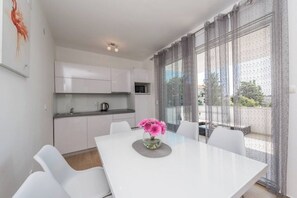 Dining - Villa Star 3 (Novalja)