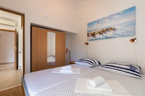 2 bedrooms, iron/ironing board, free WiFi - Apartment Relax Ston - Two Bedroom Apartment with Terrace (Ston)