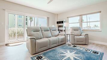 Smart TV, futbolito, tenis de mesa y libros