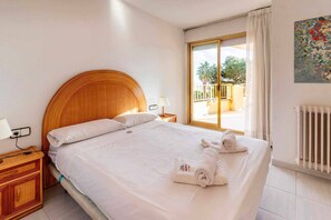 2 bedrooms, iron/ironing board, free WiFi, bed sheets - 47.10 S'Agaró Las Velas 3-15 - Magnificent apartment with Sea views (Sant Feliu de Guixols)